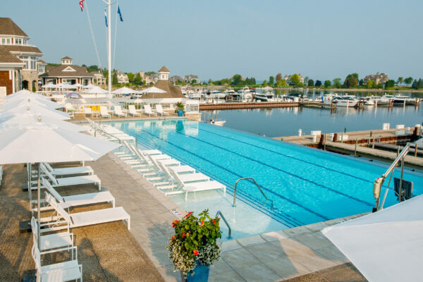 Bay Harbor Yacht Club, aquatics, infinity pool