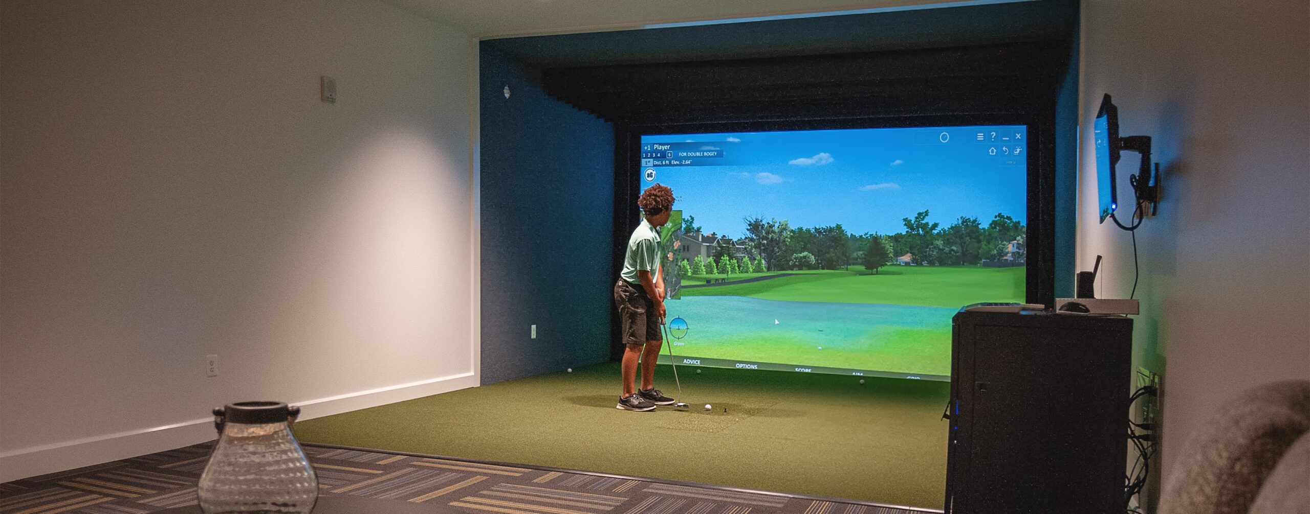 From Simulator to Course: Get Ready for Golf Season at BHYC